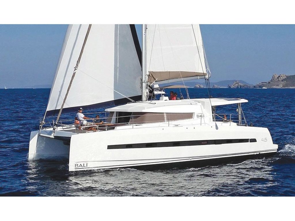 Catamaran Bali 4.5 LeAndra for charter in Orhaniye in Turkey