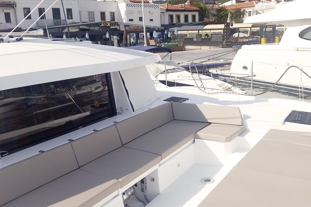 Forward sunbathing deck of catamaran Bali 4.5 LeAndra for charter in Orhaniye in Turkey