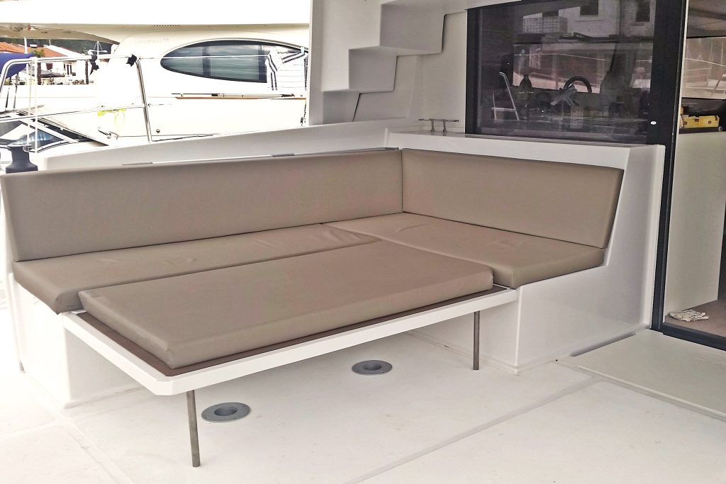Cockpit of catamaran Bali 4.5 LeAndra for charter in Orhaniye in Turkey