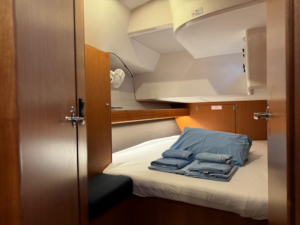 Aft cabin in sailing yacht Bavaria Cruiser 46 Orion for charter in Göcek in Turkey