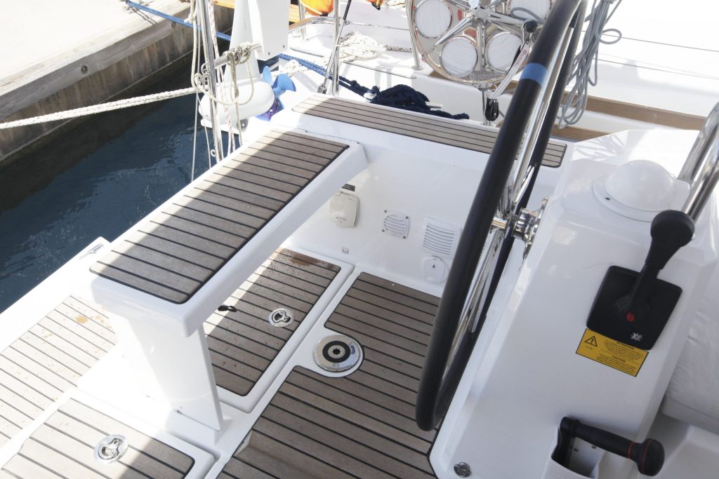Cockpit of sailing boat Beneteau Oceanis 38.1 Missy for charter in Orhaniye near Marmaris in Turkey