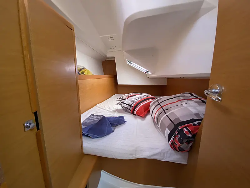 Aft cabin in sailing boat Jeanneau Sun Odyssey 349 Blue Dreams for charter in Fethiye in Turkey