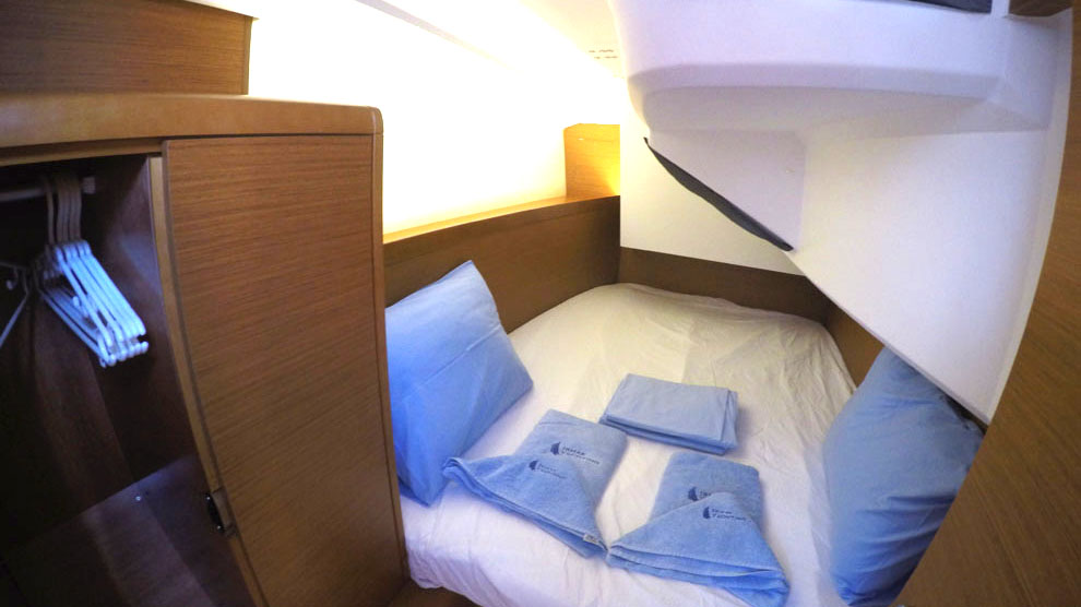 Aft cabin in sailing boat Jeanneau Sun Odyssey 349 Sarita for charter in Gocek in Turkey