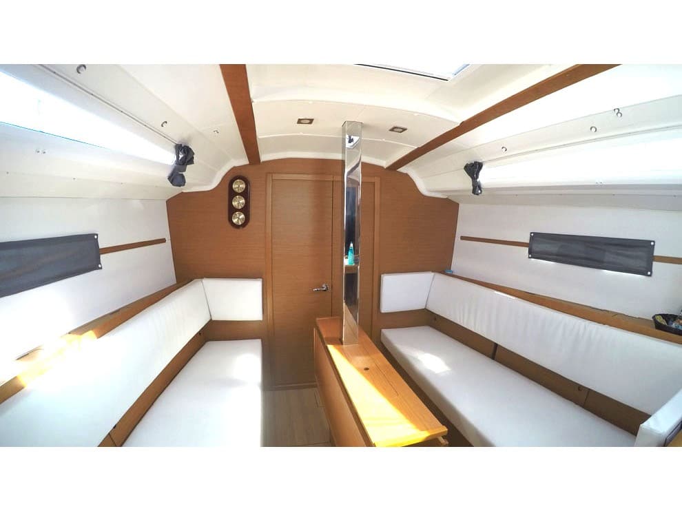 Saloon in sailing boat Jeanneau Sun Odyssey 349 Sarita for charter in Gocek in Turkey