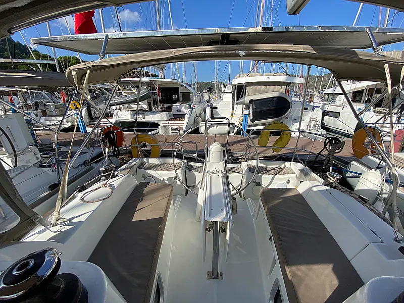 Cockpit of sailing boat Jeanneau Sun Odyssey 36i Scooby Doo for charter in Fethiye in Turkey