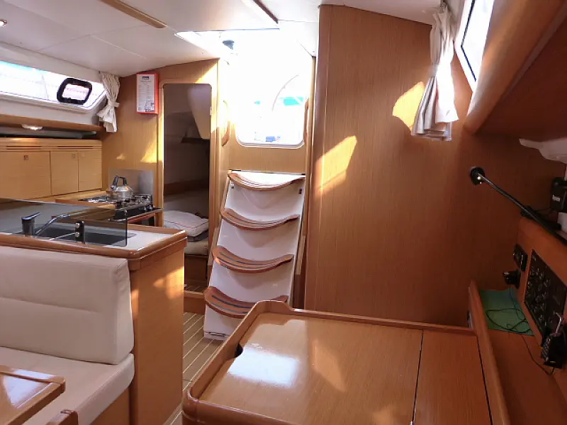 Saloon in sailing boat Jeanneau Sun Odyssey 36i Scooby Doo for charter in Fethiye in Turkey
