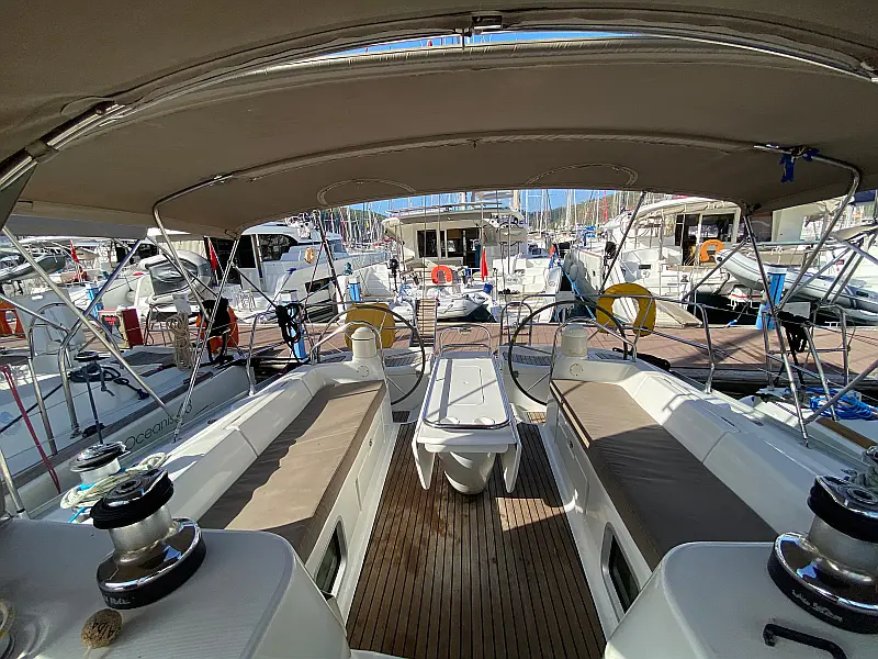 Cockpit of sailing yacht Jeanneau Sun Odyssey 43 Saida for charter in Fethiye in Turkey