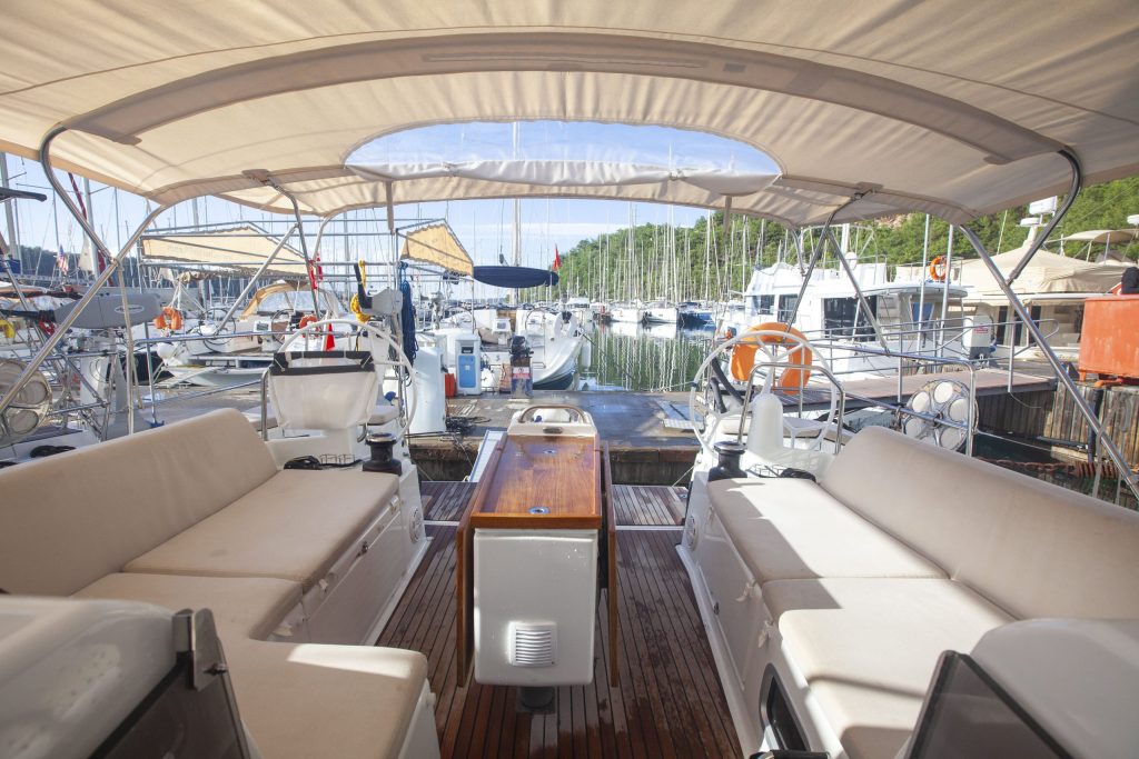 Cockpit of sailing yacht Jeanneau Sun Odyssey 440 Celtic Breeze for charter in Orhaniye near Marmaris in Turkey