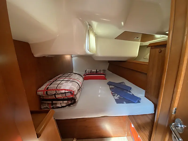 Aft cabin in sailing yacht Jeanneau Sun Odyssey 45 Safina for charter in Fethiye in Turkey