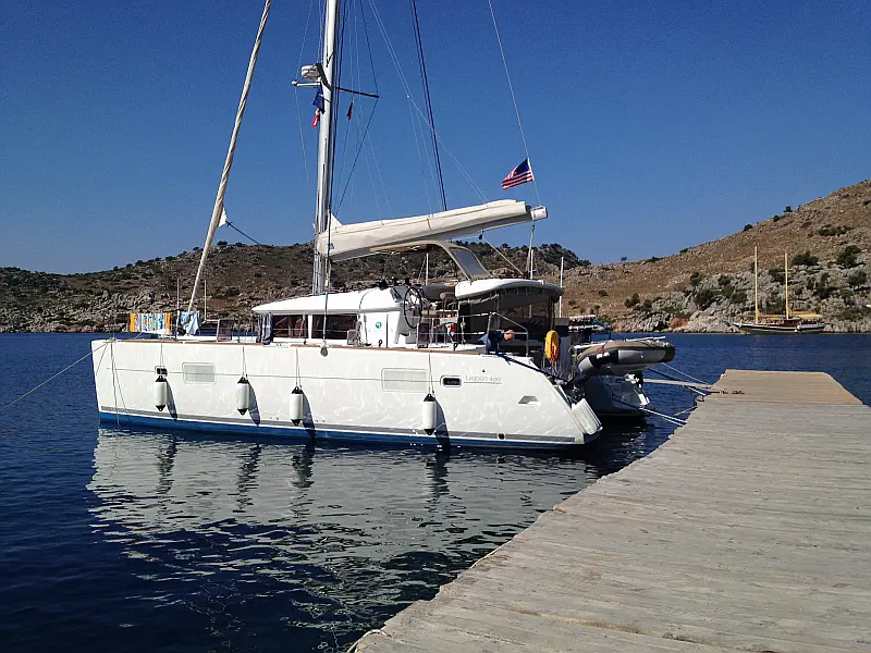 Catamaran Lagoon 400 Winnie for charter in Fethiye in Turkey