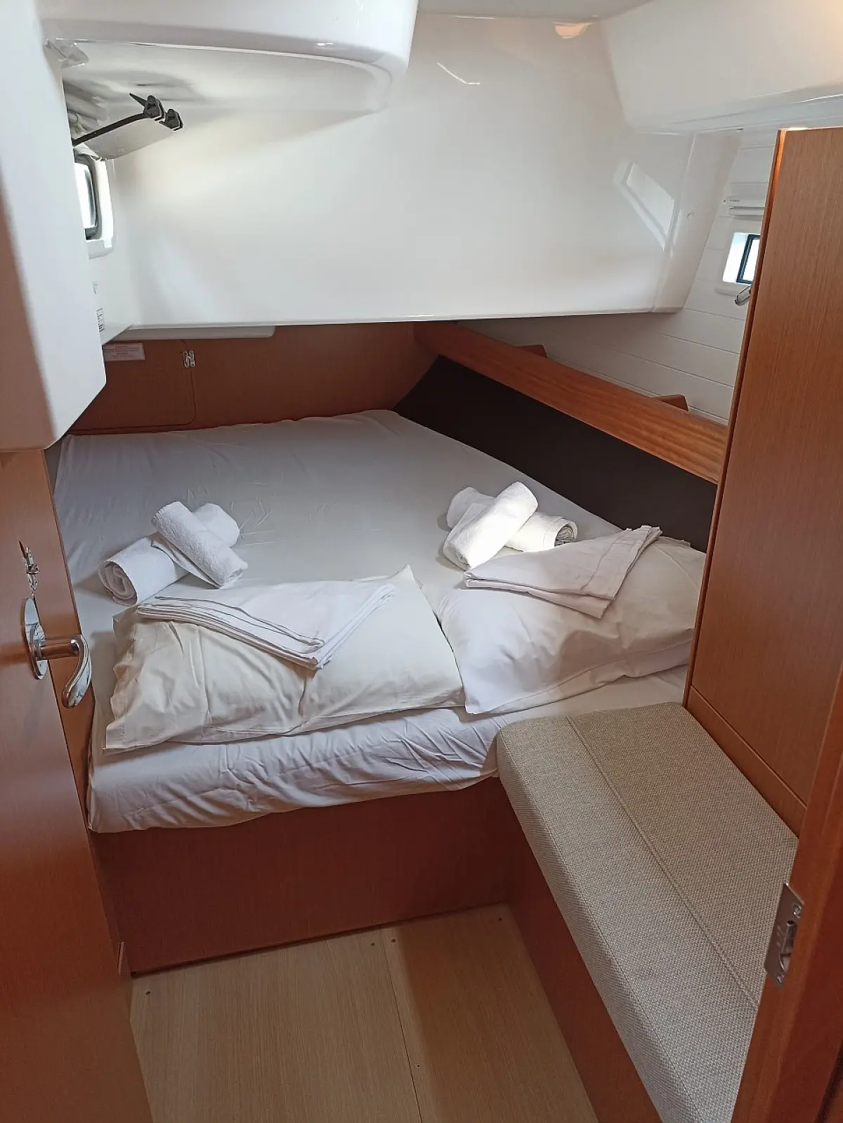 Aft cabin in sailing yacht Bavaria Cruiser 41 for charter in Cephalonia in Greece