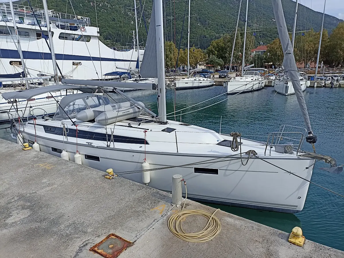 Sailing yacht Bavaria Cruiser 41 for charter in Cephalonia in Greece