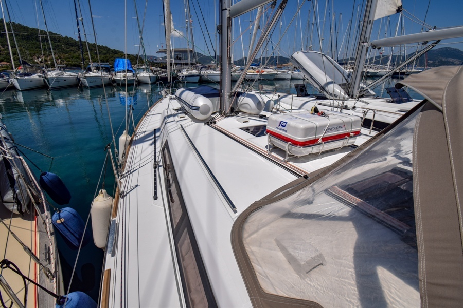 Deck of sailing yacht Beneteau Oceanis 45 Tonic in Marmaris in Turkey