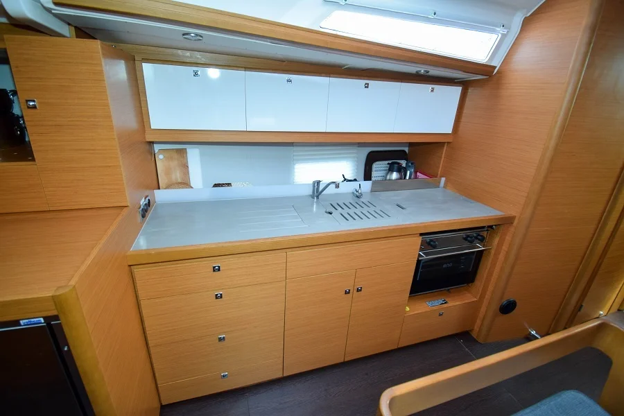 Galley in sailing yacht Dufour 430 Grand Large Ida for charter in Marmaris in Turkey