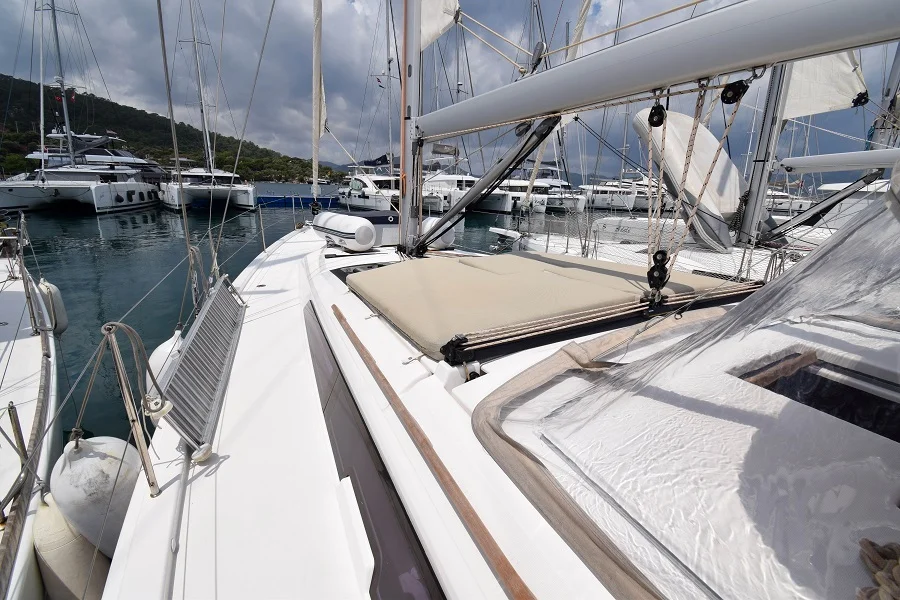 Deck of sailing yacht Dufour 430 Grand Large Ida for charter in Marmaris in Turkey