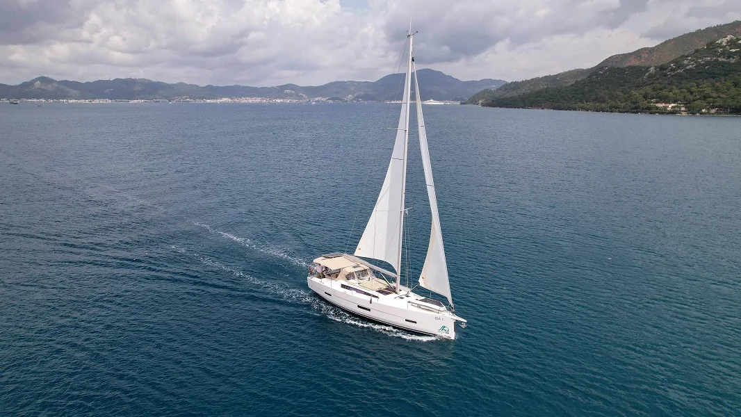 Sailing yacht Dufour 430 Grand Large Ida for charter in Marmaris in Turkey