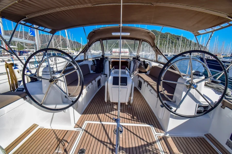 Cockpit of sailing yacht Jeanneau Sun Odyssey 479 Sky Selin for charter in Marmaris in Turkey