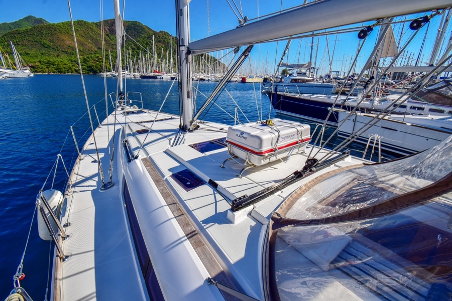 Deck of sailing yacht Jeanneau Sun Odyssey 479 Sky Selin for charter in Marmaris in Turkey