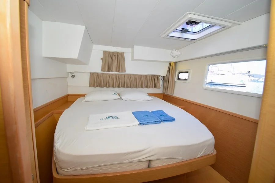 Aft cabin in catamaran Lagoon 42 Bige for charter in Marmaris in Turkey