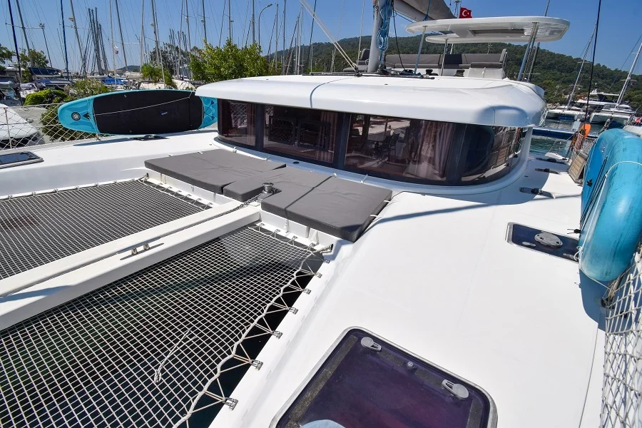 Sunbathing deck of catamaran Lagoon 42 Bige for charter in Marmaris in Turkey