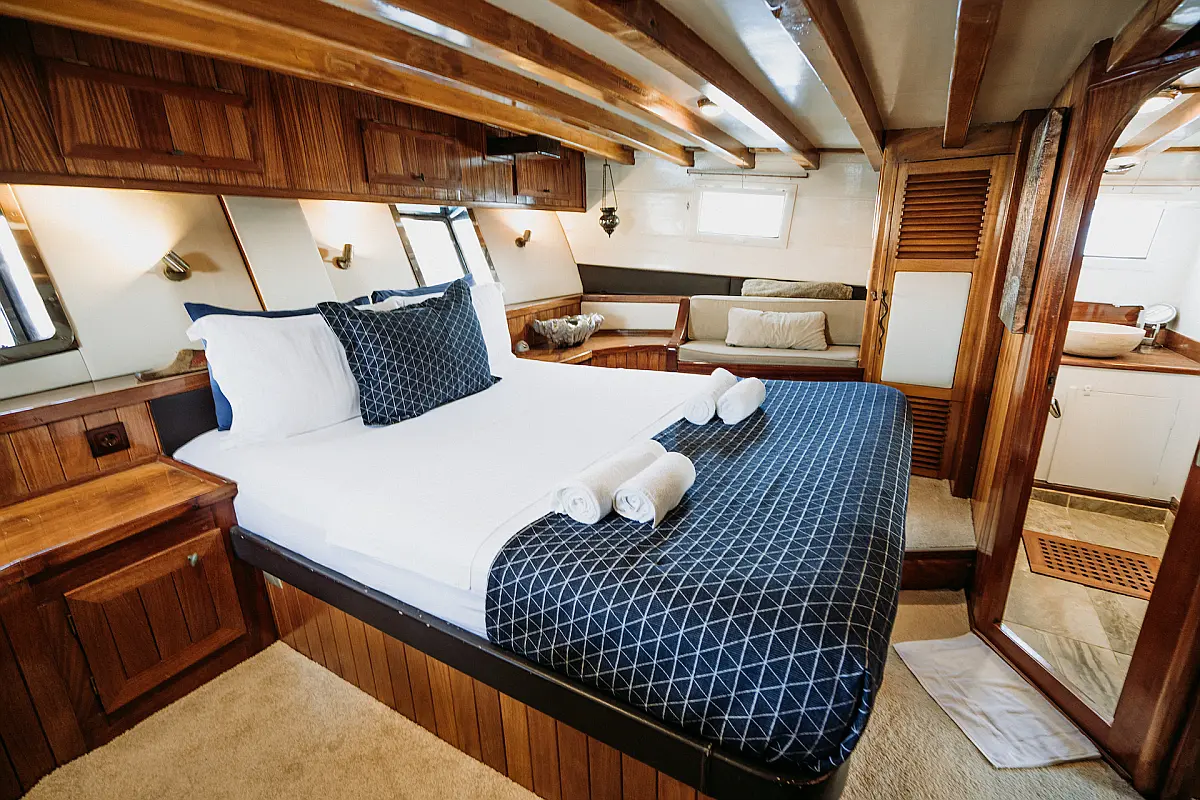 Master cabin in Gulet Beyaz Lale for cruise from Kos Island in Greece