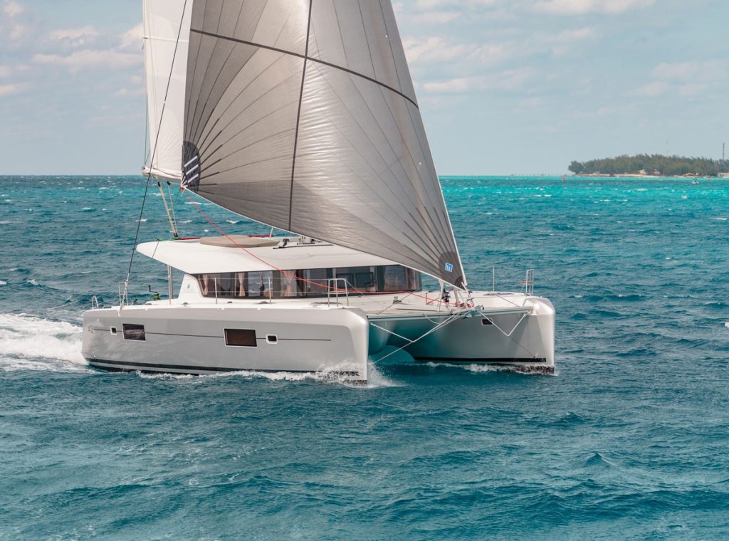 Catamaran Lagoon 42 Puma III in Martinique