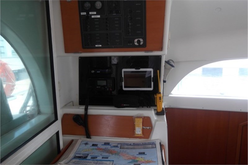Navigation table in catamaran Lagoon 380 Marlene for charter in Cuba