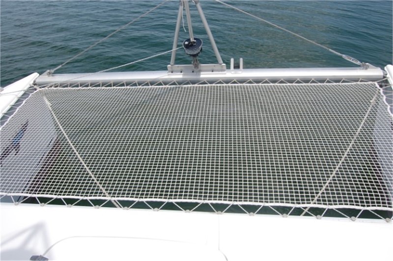 Sunbathing deck of catamaran Fountaine Pajot Lavezzi 40 Kupela for charter in Cuba