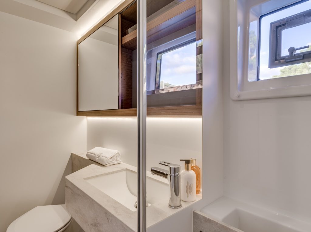 Bathroom in catamaran Lagoon 50