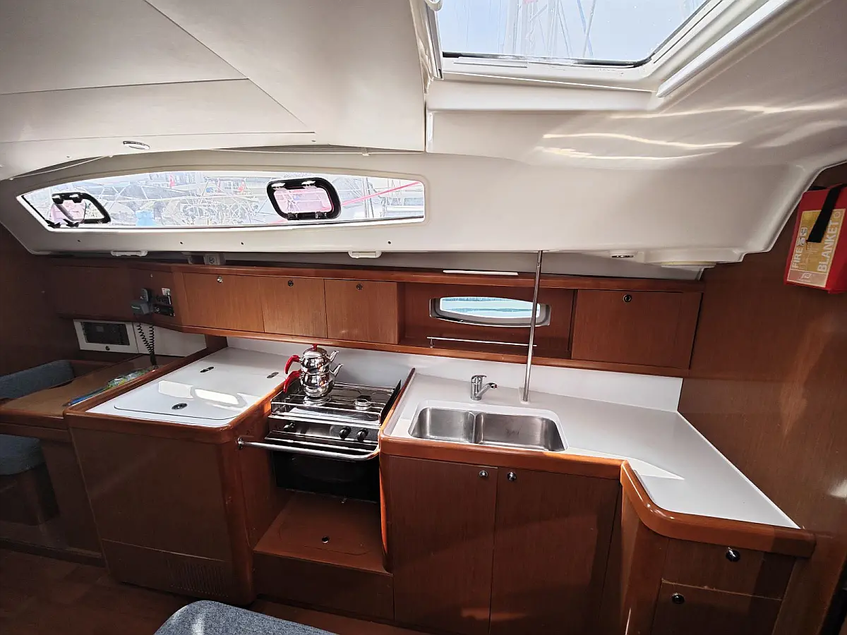 Galley in sailing yacht Beneteau Oceanis 40 Violet for charter in Fethiye in Turkey