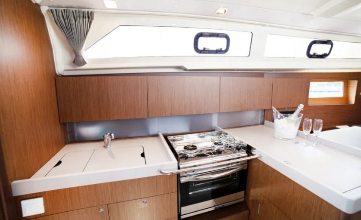 Galley in sailing yacht Beneteau Oceanis 41.1 Zoi for charter in Fethiye in Turkey