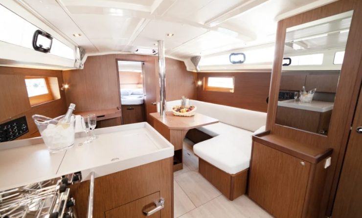 Saloon table in sailing yacht Beneteau Oceanis 41.1 Zoi for charter in Fethiye in Turkey