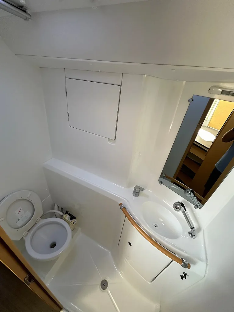 Bathroom in catamaran Lagoon 380 Miko for charter in Fethiye in Turkey